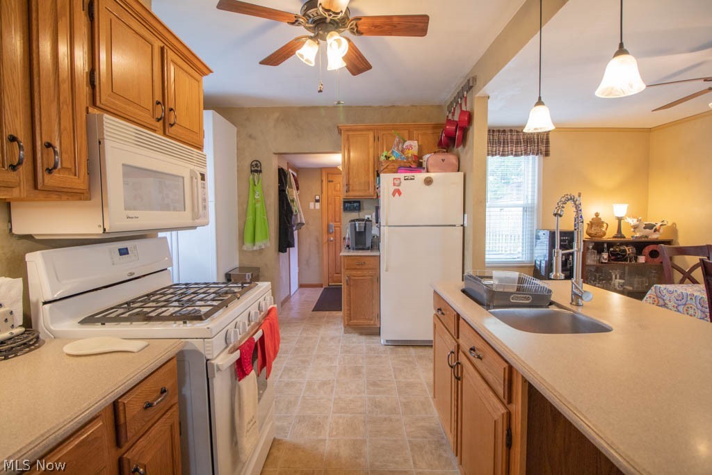 Collins & Robinsons 09 - Residential