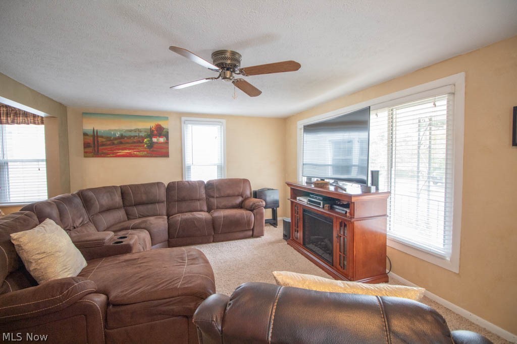 Collins & Robinsons 09 - Residential