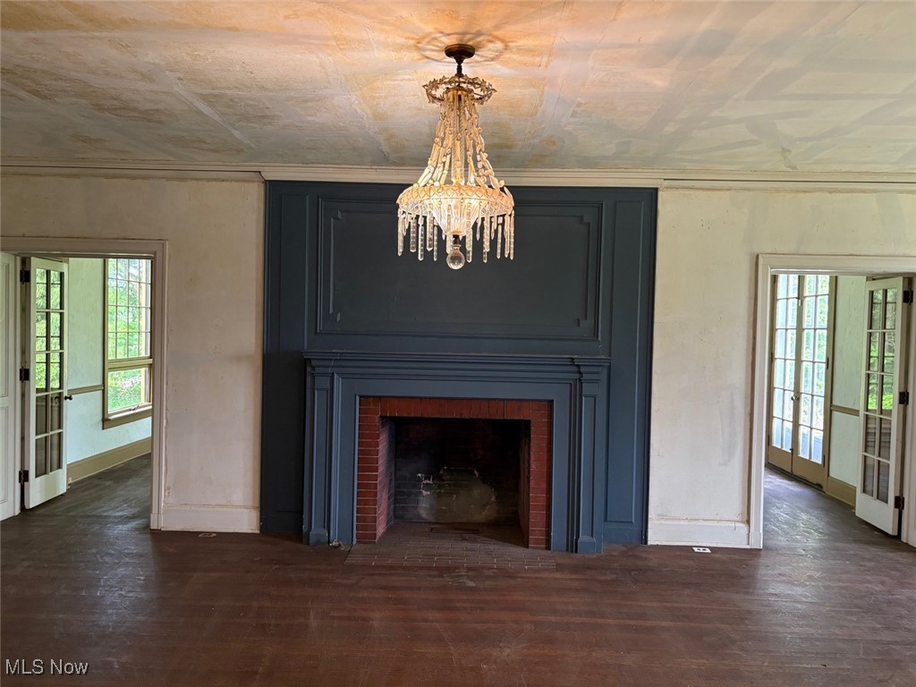 989 Orchard Hill Circle