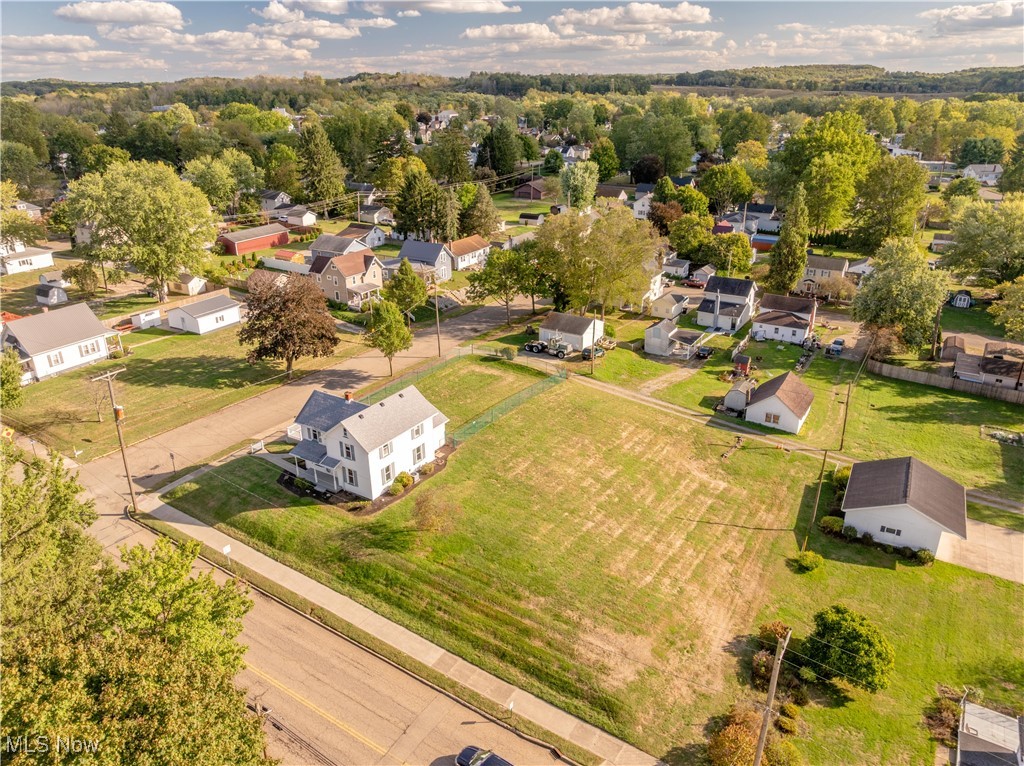 Village/Navarre - Residential