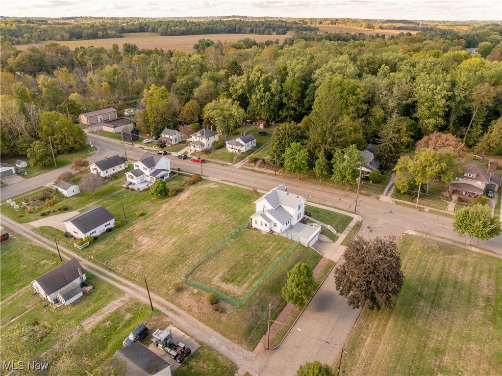 Village/Navarre - Residential