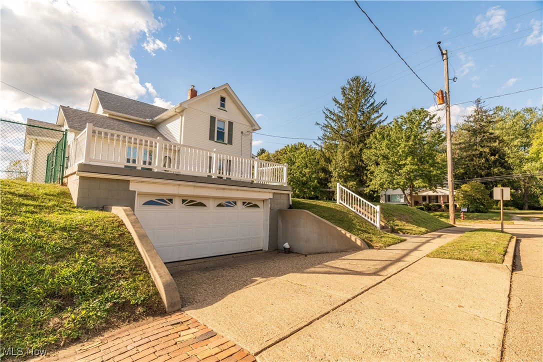 Village/Navarre - Residential