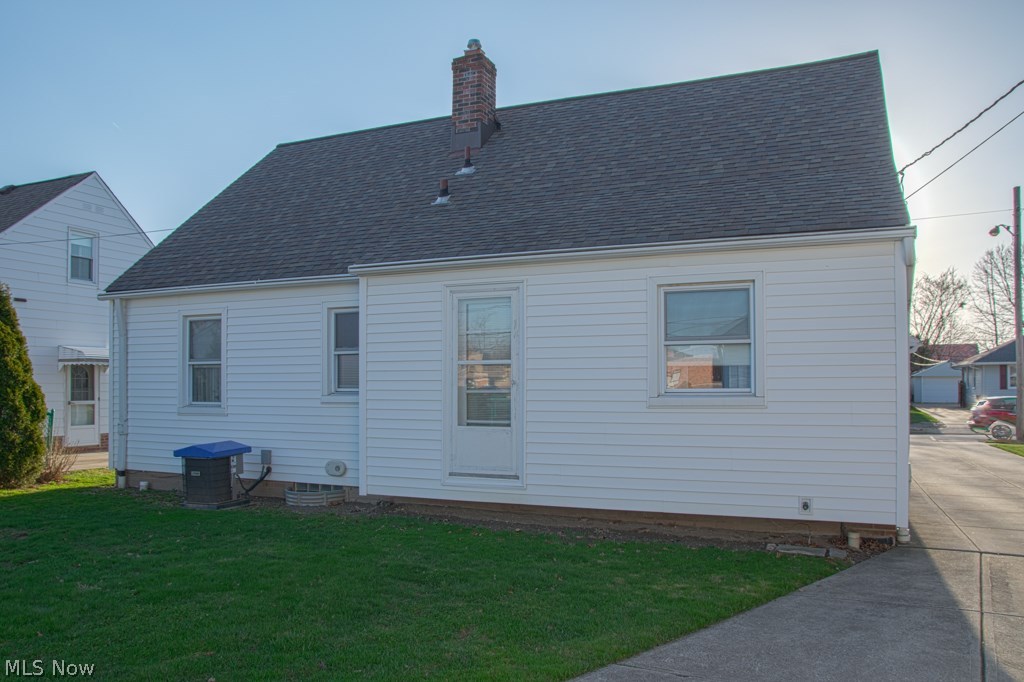 Mayfair Acres Sub - Residential