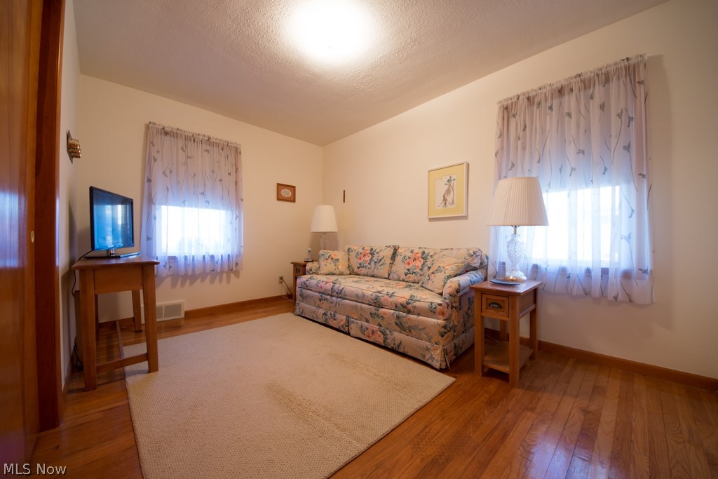 Mayfair Acres Sub - Residential