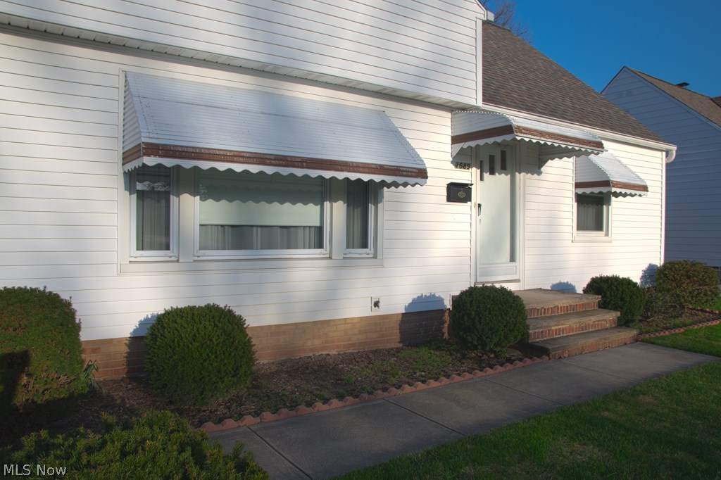 Mayfair Acres Sub - Residential