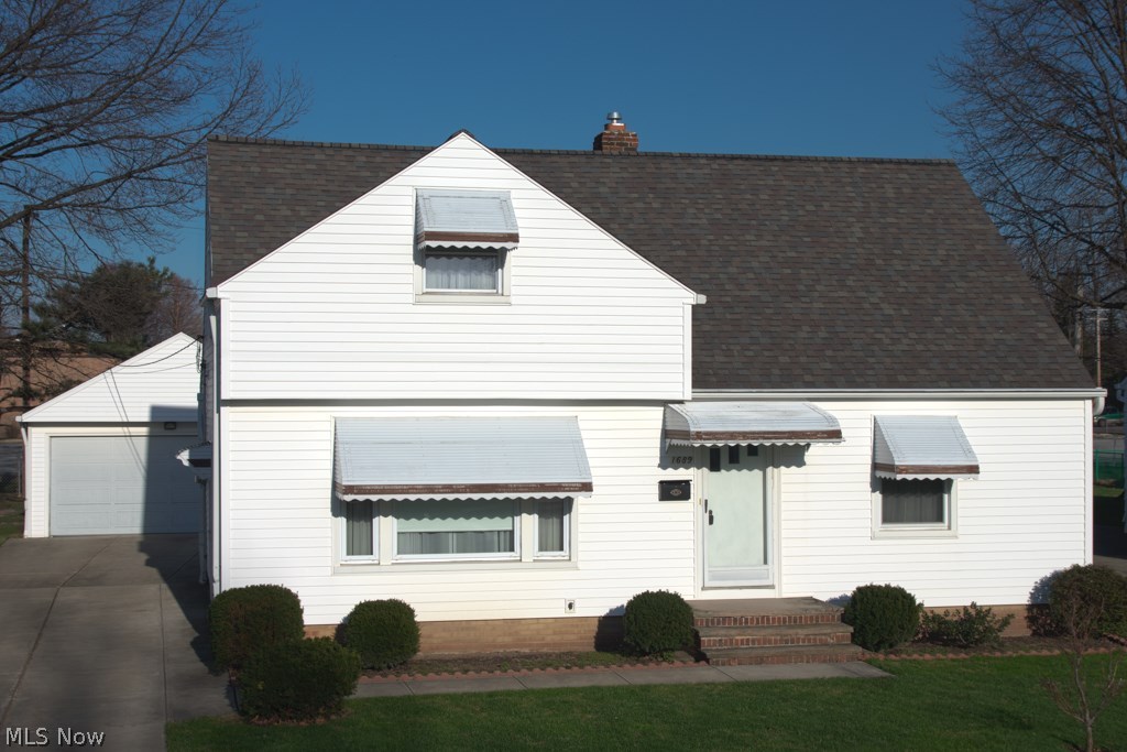 Mayfair Acres Sub - Residential