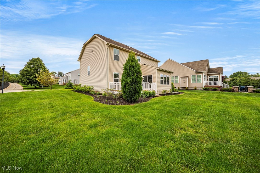8725 Wild Flower Way, Mentor, Ohio image 43