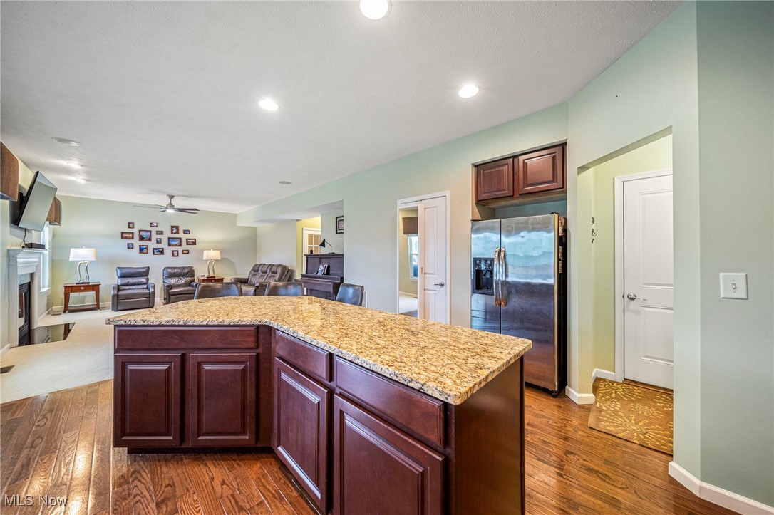 8725 Wild Flower Way, Mentor, Ohio image 15