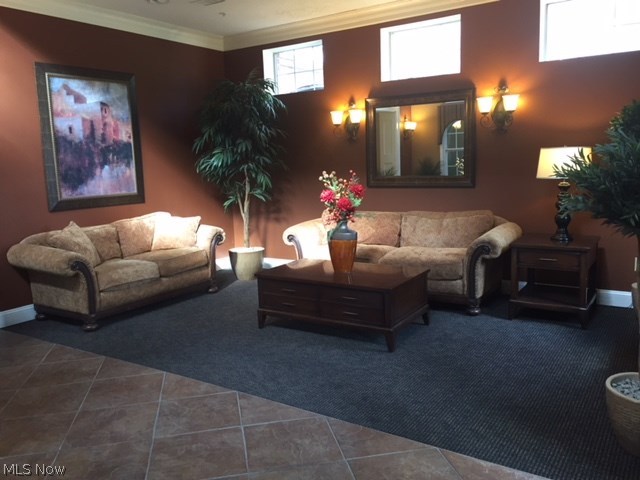 Fox Hollow/Woodhawk Condo - Residential