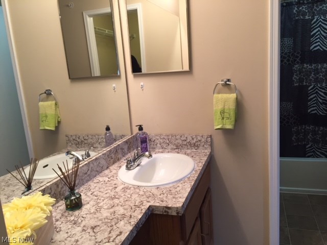 Fox Hollow/Woodhawk Condo - Residential