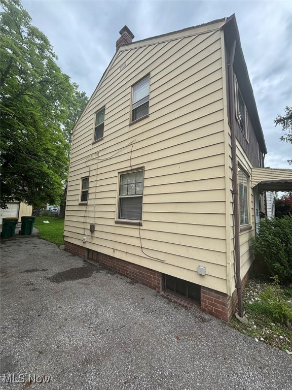 5536 Dalewood Avenue, Maple Heights, Ohio image 2