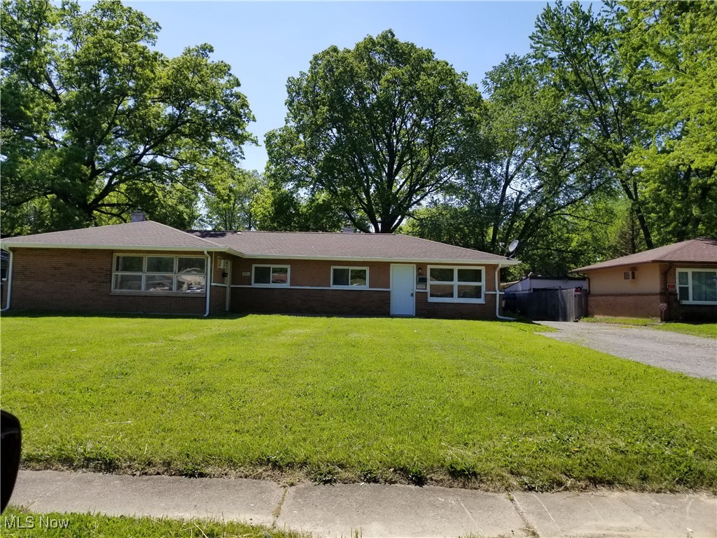 This outstanding investment package includes 6 residential rental units contained in 3 duplexes on the same street in charming Liberty Township OH. Each building has two units consisting of one 2/1 and one 3/1 layouts with a CAP rate of 9.5%. All units have been well maintained by the current property management company - Without Worry Property Management which offers management services starting at just 5%. Most of the units have been lightly or fully remodeled over the past 3-5 years. These units are a cash flow machine. All have been Sec 8 approved to maximize potential tenants and rental rates with room for rental increases due to long term tenants. A full 2024 P&L and rent roll are available to view with a signed nondisclosure agreement. There is also a 4th property available on the next street over. It is a 1584 sq. ft. single family ranch with great rental history. Total package price for all 7 units is $650,000 with a cap rate of 9.0%