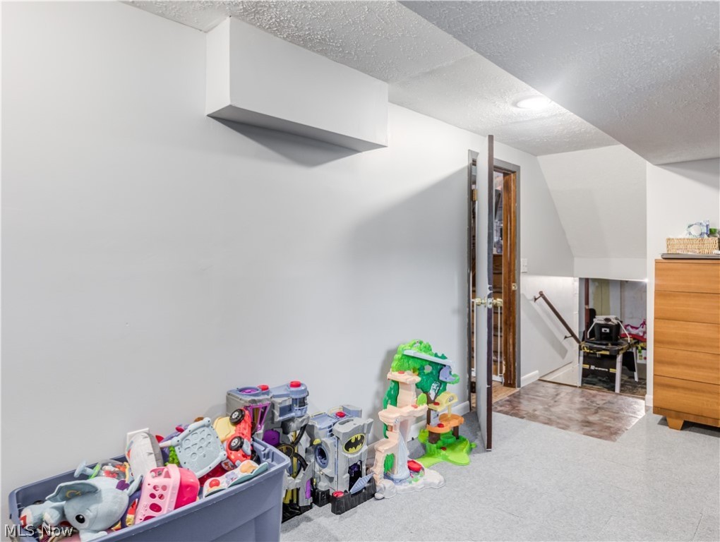 Holly Hills - Residential