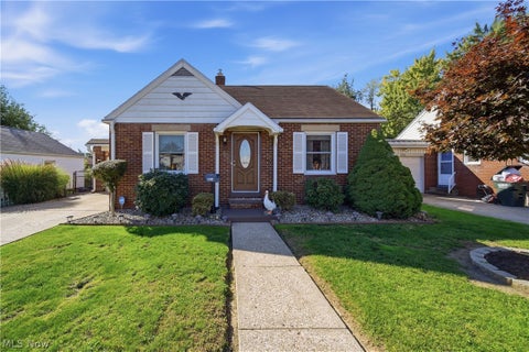 Homes For Sale - 2816 14th Street<br/> Canton, OH 44708