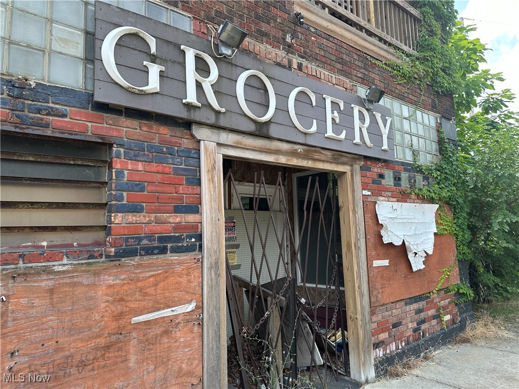 Cleveland, Ohio 44106, United States, ,Commercial,Active,124690