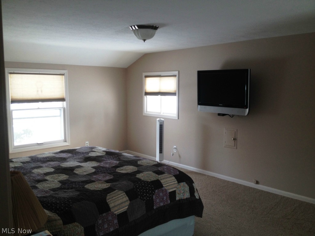 Richmond Park Cos Mdw Wood - Residential