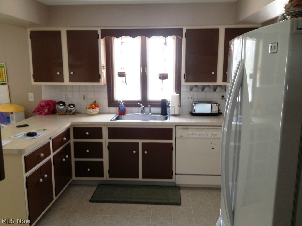 Richmond Park Cos Mdw Wood - Residential