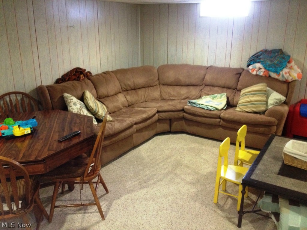 Richmond Park Cos Mdw Wood - Residential