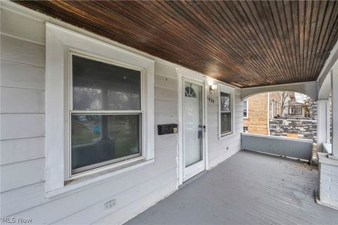 Tiny photo for 1829 E 33rd Street, Lorain, OH 44055 (MLS # 5188101)