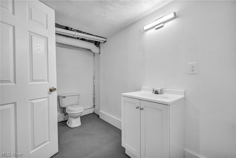 Tiny photo for 1829 E 33rd Street, Lorain, OH 44055 (MLS # 5188101)