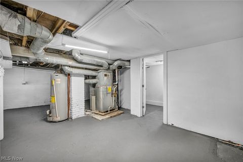 Tiny photo for 1829 E 33rd Street, Lorain, OH 44055 (MLS # 5188101)