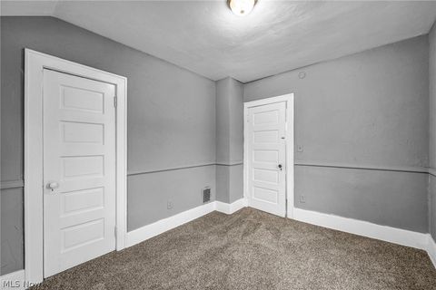 Tiny photo for 1829 E 33rd Street, Lorain, OH 44055 (MLS # 5188101)