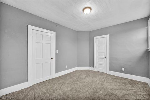 Tiny photo for 1829 E 33rd Street, Lorain, OH 44055 (MLS # 5188101)