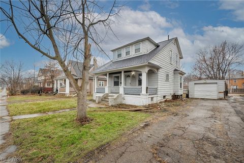 Tiny photo for 1829 E 33rd Street, Lorain, OH 44055 (MLS # 5188101)