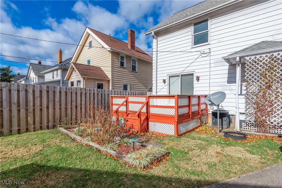 Lakewood, Ohio 44107, United States, 3 Bedrooms Bedrooms, ,1 BathroomBathrooms,Residential,Active,245368