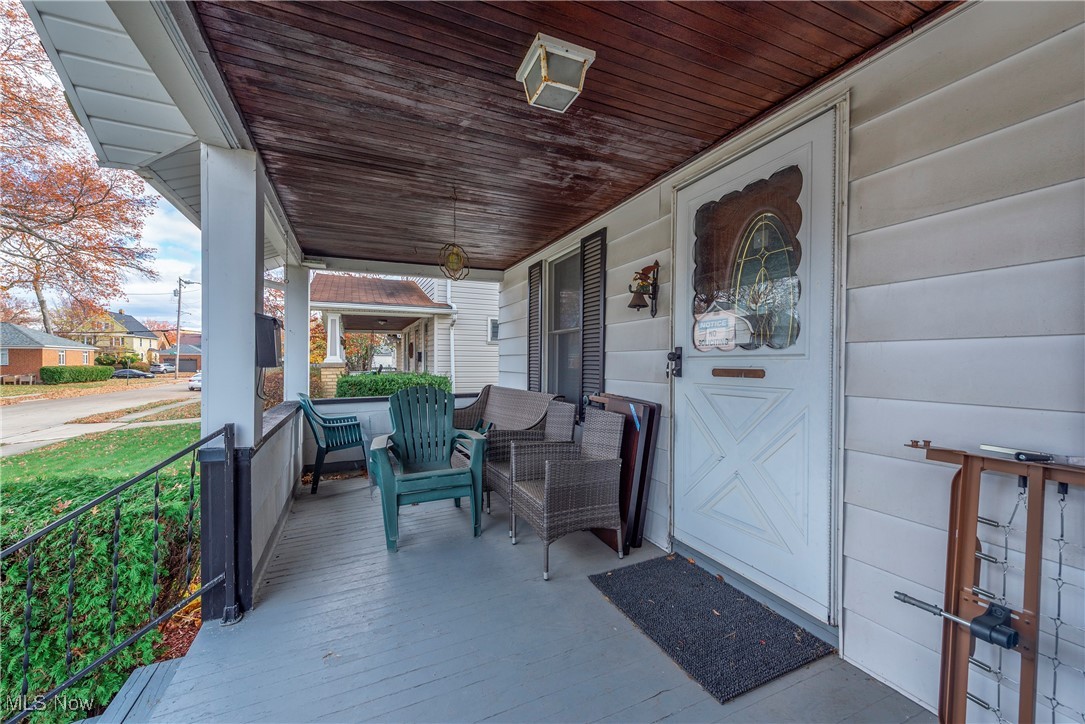 Lakewood, Ohio 44107, United States, 3 Bedrooms Bedrooms, ,1 BathroomBathrooms,Residential,Active,245368