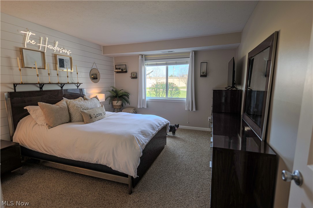 Portage Pointe - Residential