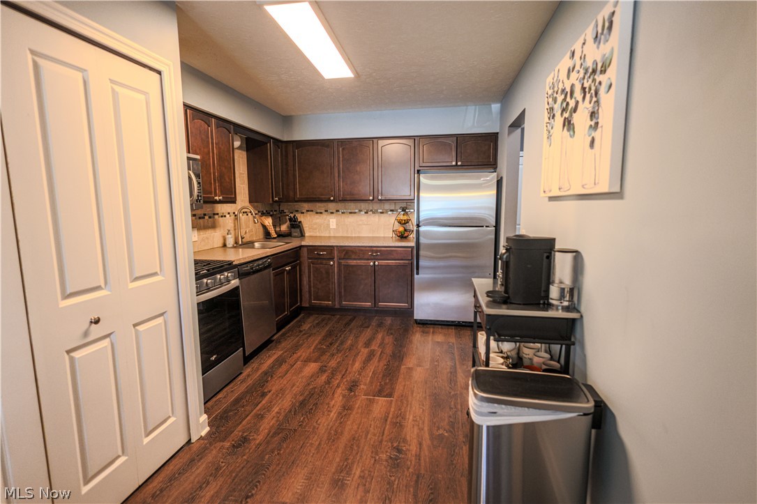 Portage Pointe - Residential