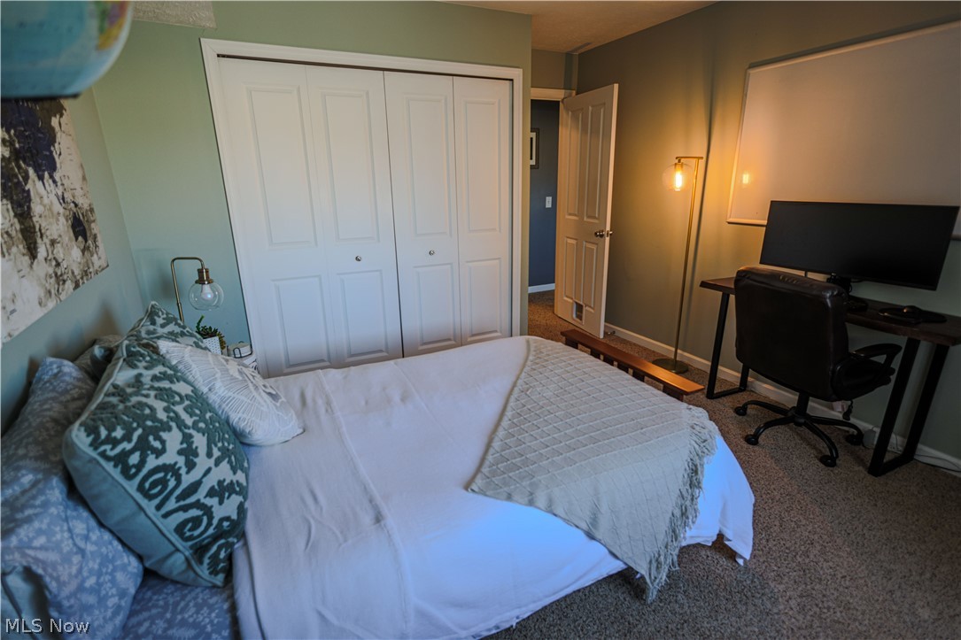 Portage Pointe - Residential