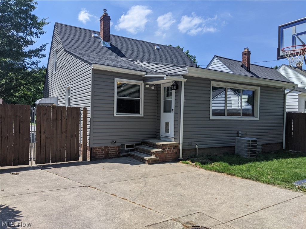 May-Fields/Belvoir Blvd S - Residential