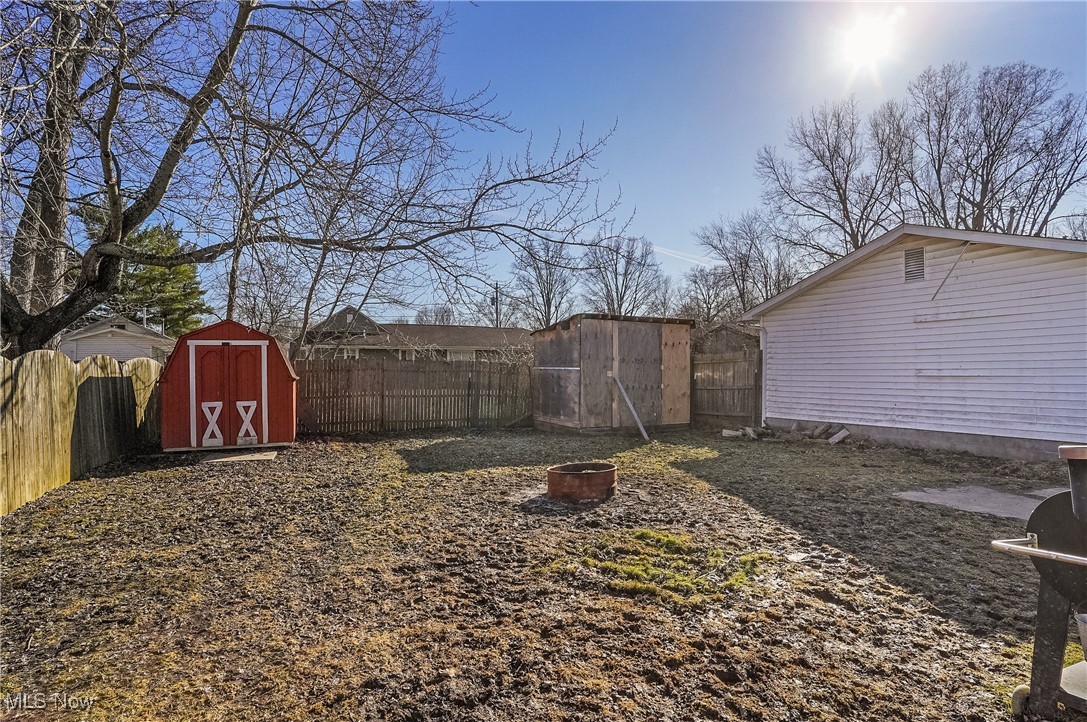 17633 Beach Lane, Lake Milton, Ohio image 31