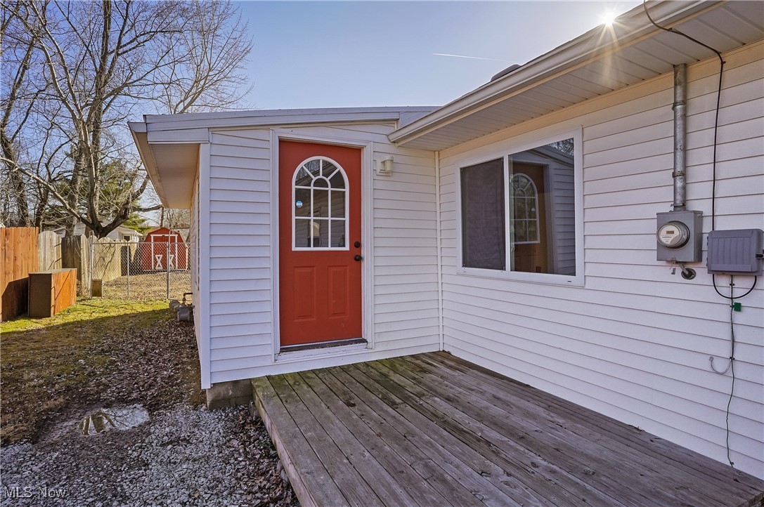 17633 Beach Lane, Lake Milton, Ohio image 2