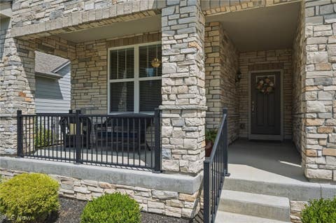 Tiny photo for 670 Shinnecock Lane, Aurora, OH 44202 (MLS # 5237958)