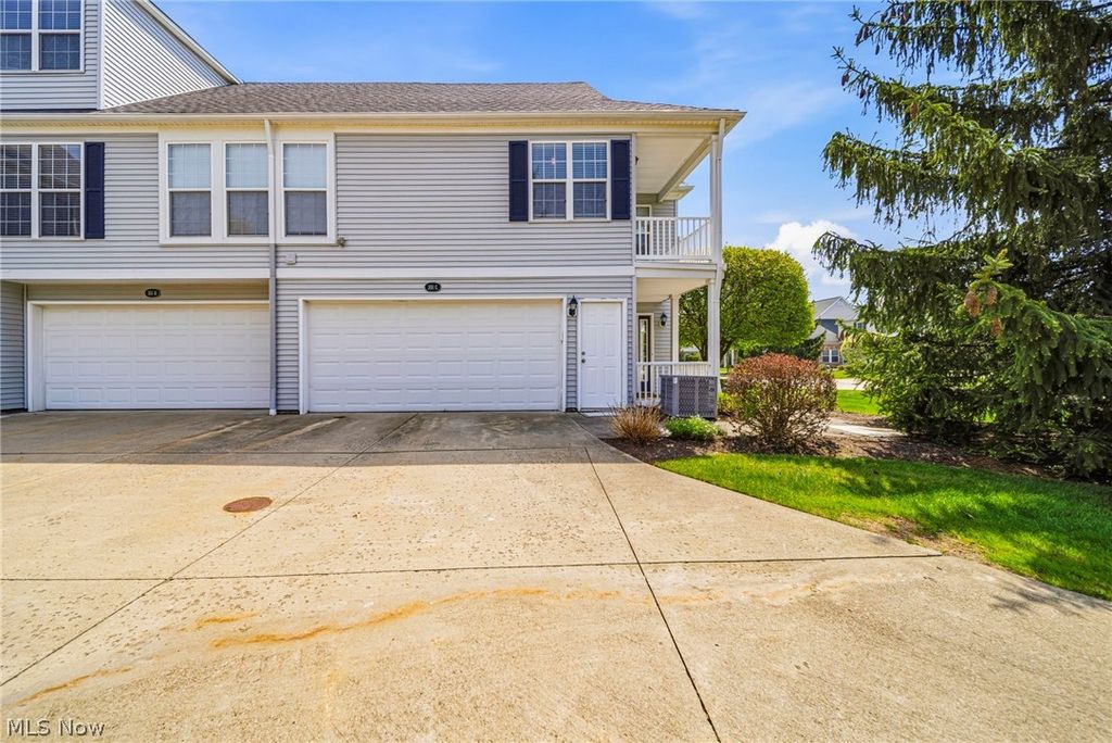 Photo of 351 E Legend Court #C, Highland Heights, OH 44143 (MLS # 5200479)