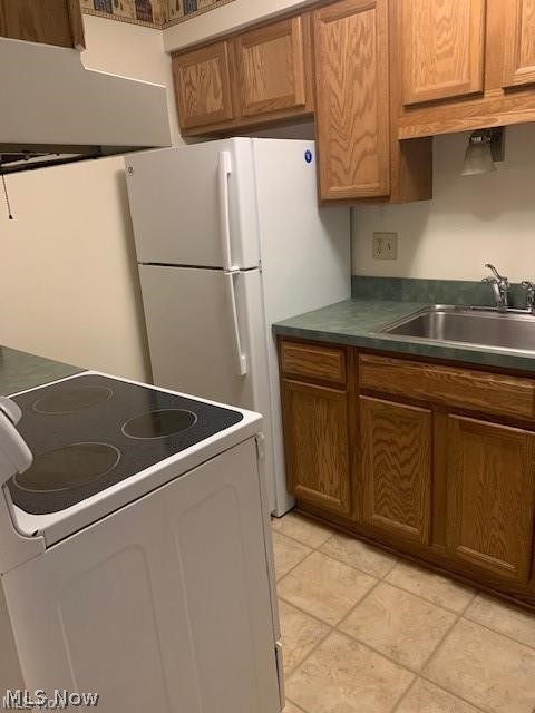 Ridgeglen Condo - Residential