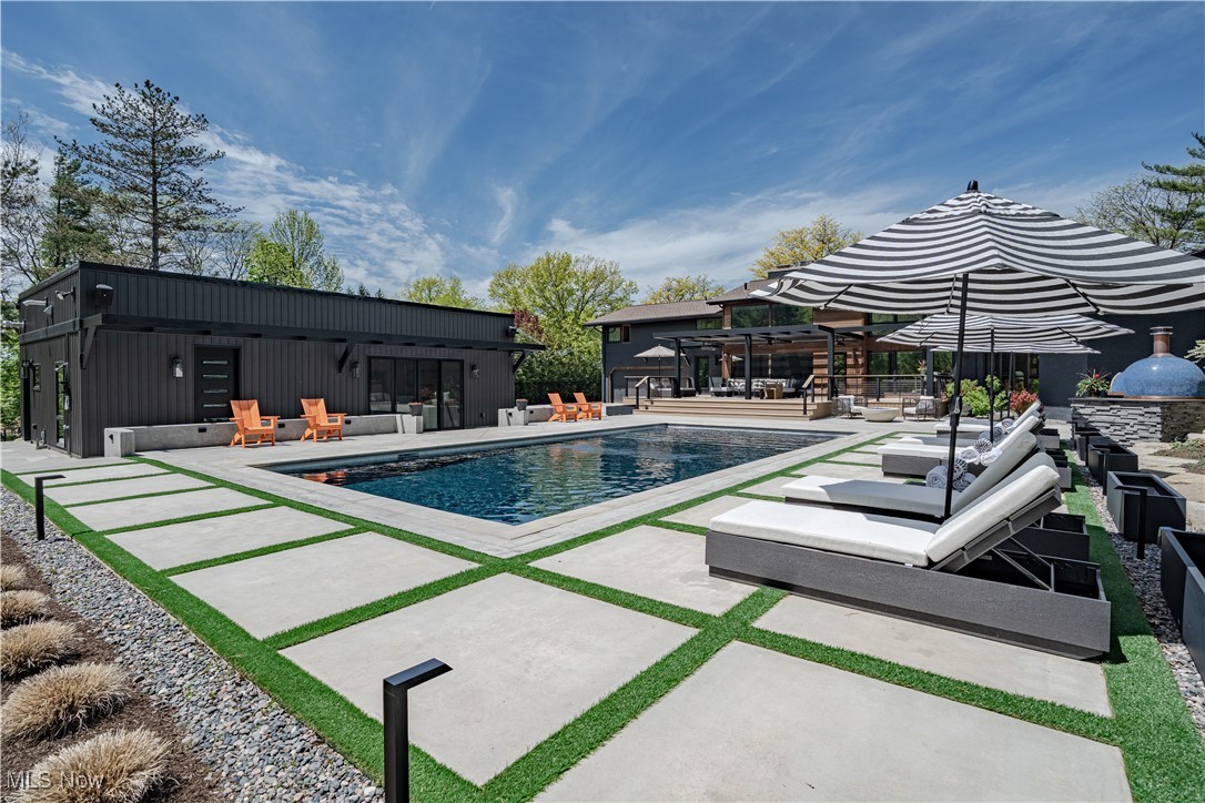 2471 Snowberry Lane