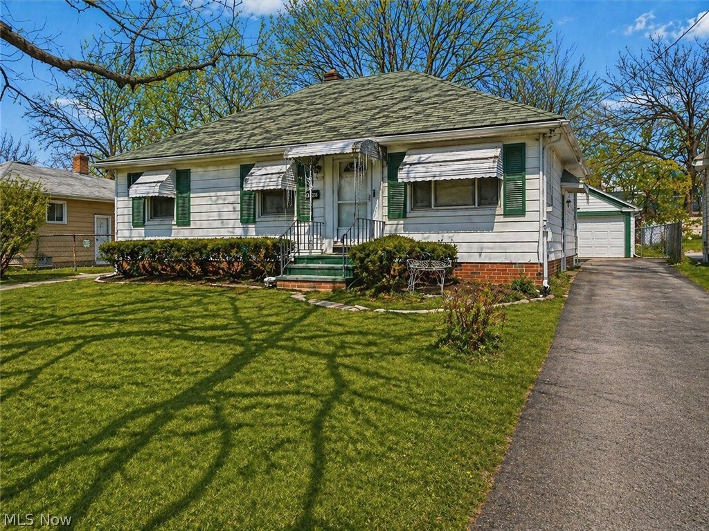 Joseph S Van De Boes Greenhur - Residential