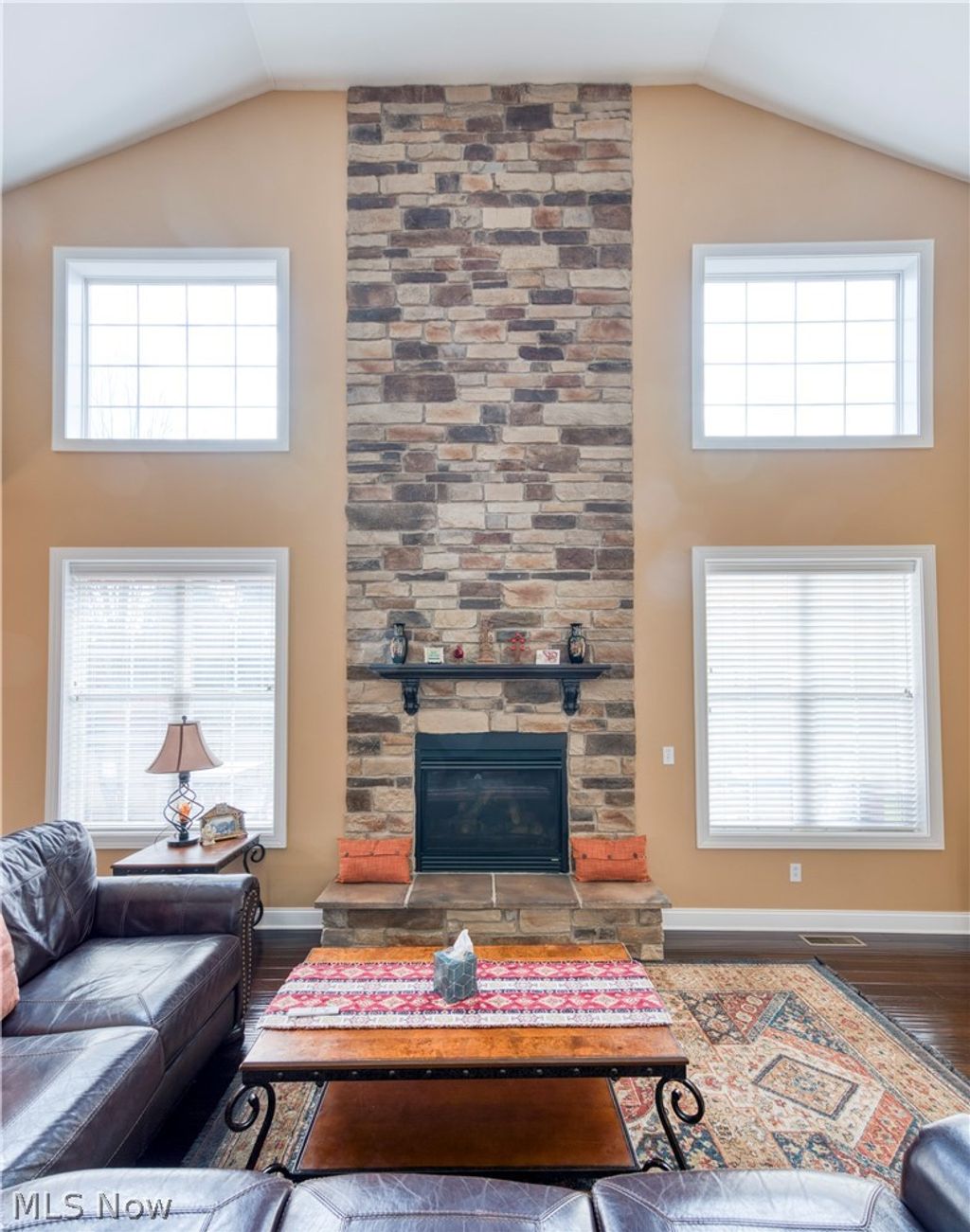 Photo of 3082 Willowbrook DR, Aurora, OH 44202 (MLS # 5209373)