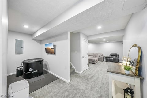 Tiny photo for 229 Brixton Way, Wadsworth, OH 44281 (MLS # 5256878)