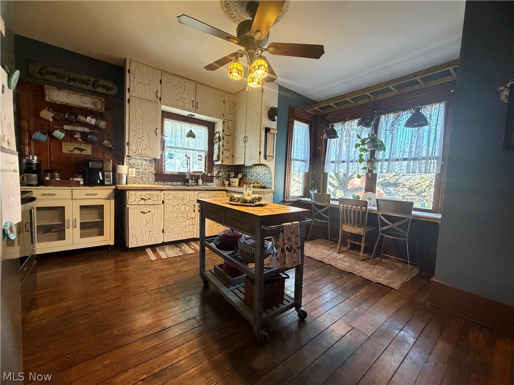 Canton Sec 21 - Residential