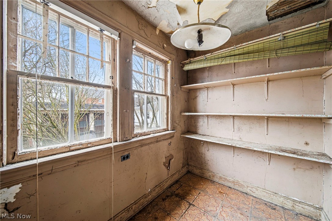 Ridgewood 10 - Residential