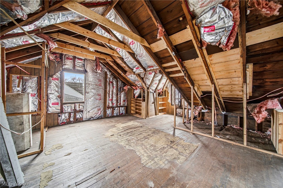 Ridgewood 10 - Residential