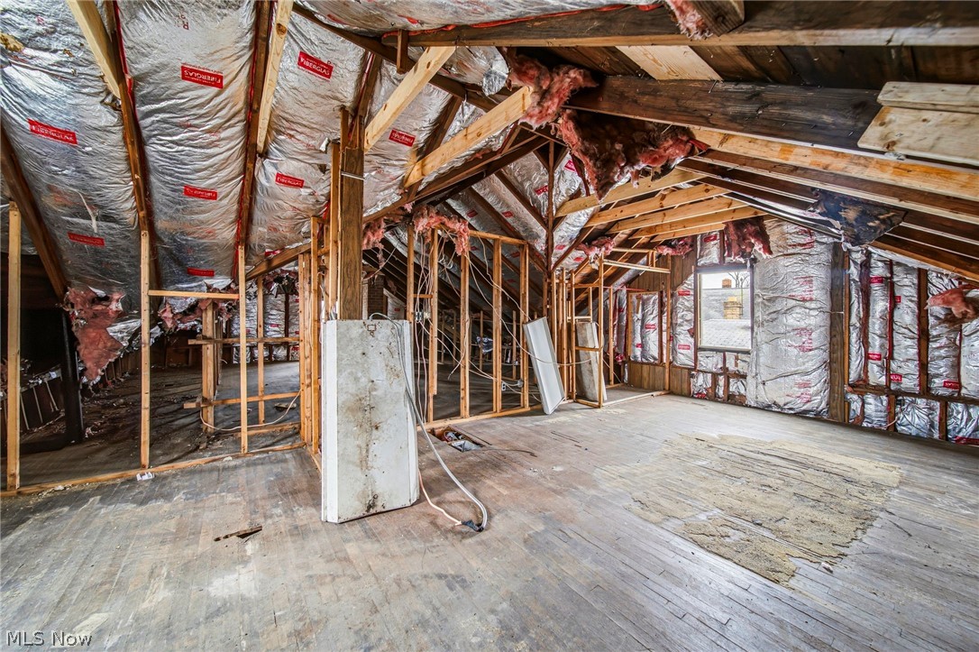 Ridgewood 10 - Residential