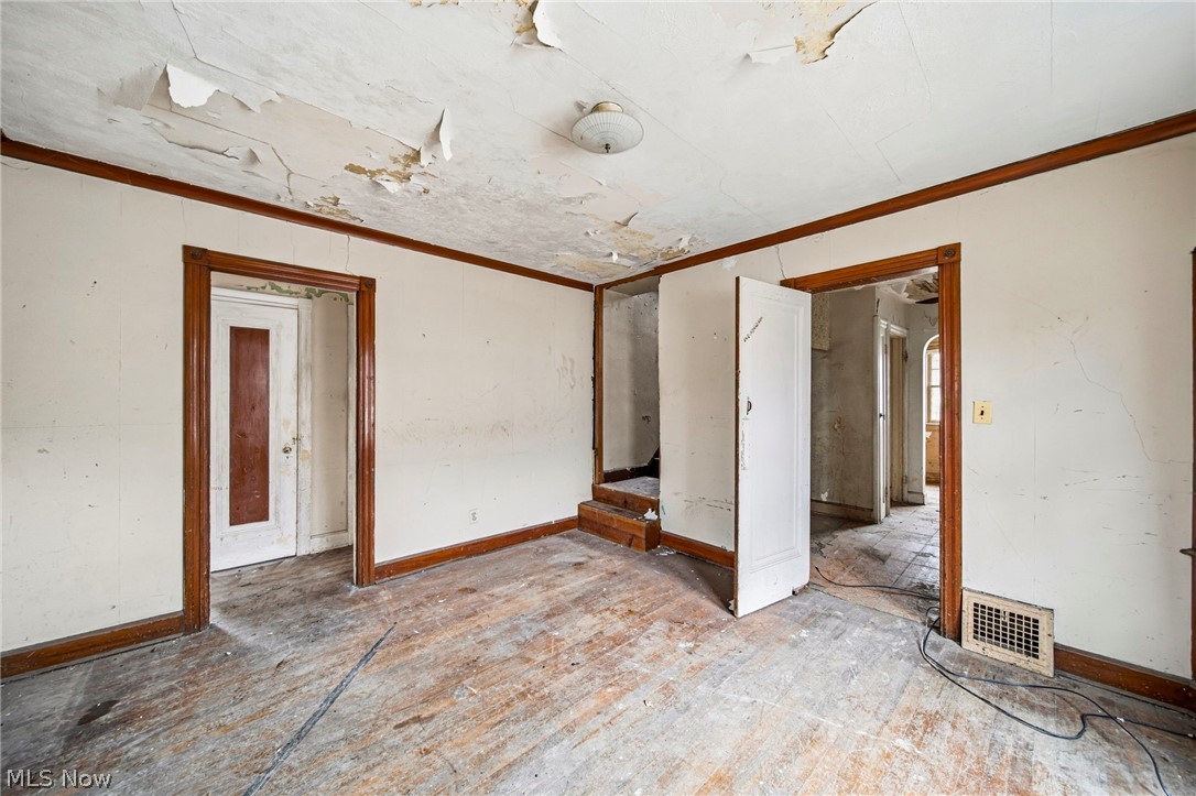 Ridgewood 10 - Residential