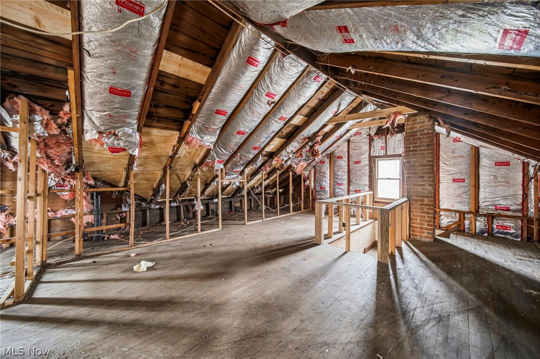 Ridgewood 10 - Residential