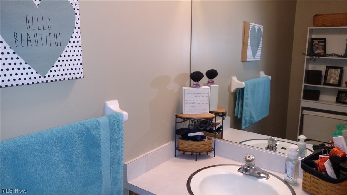 Creekside Condominiums - Residential